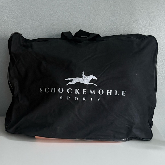 NWT Schockemohle Premium Fleece Rug w. Faux Fur Trim Black Size 81 - Picture 5 of 16